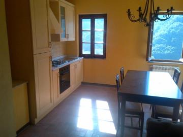 Italy_House_Kitchen