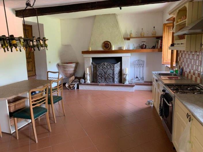 Image No.7-Villa de 4 chambres à vendre à Fabbriche Di Vallico