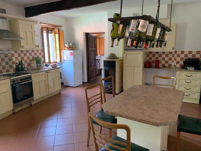 Image No.6-Villa de 4 chambres à vendre à Fabbriche Di Vallico