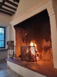 Photo8-FirePlace