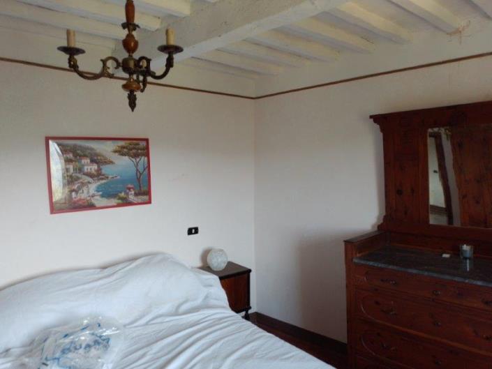 Image No.12-3 Bed House for sale