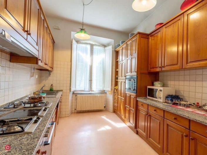 Image No.8-4 Bed Villa for sale