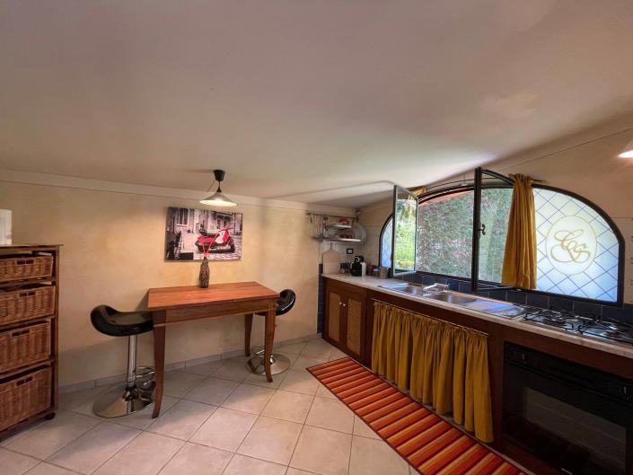 Image No.30-7 Bed Villa for sale