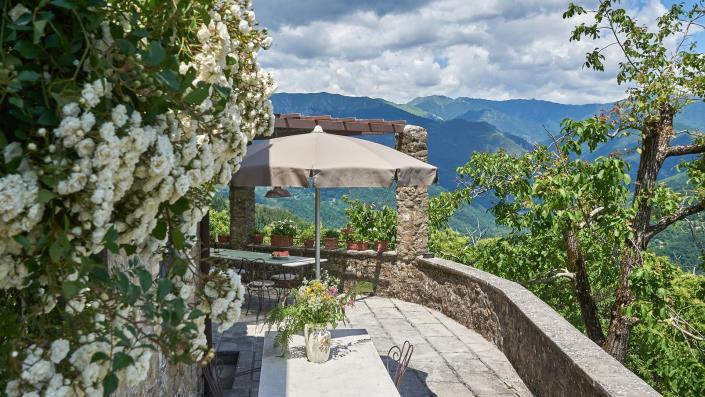 Image No.10-4 Bed House for sale