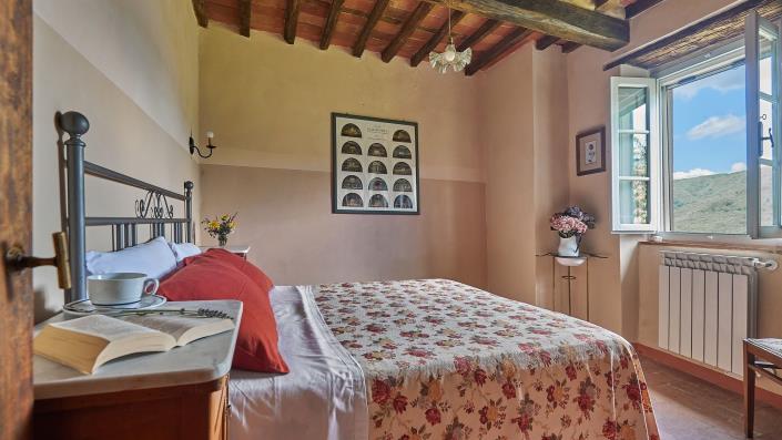 Image No.22-4 Bed House for sale