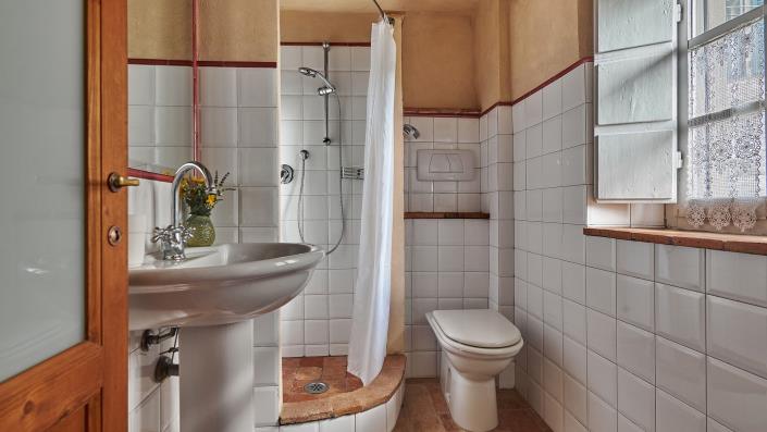 Image No.48-4 Bed House for sale