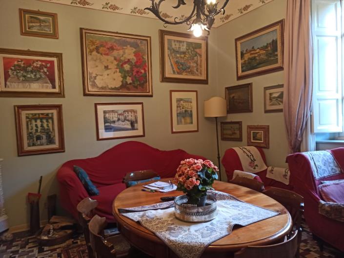 Image No.3-Villa de 6 chambres à vendre à Bagni di Lucca