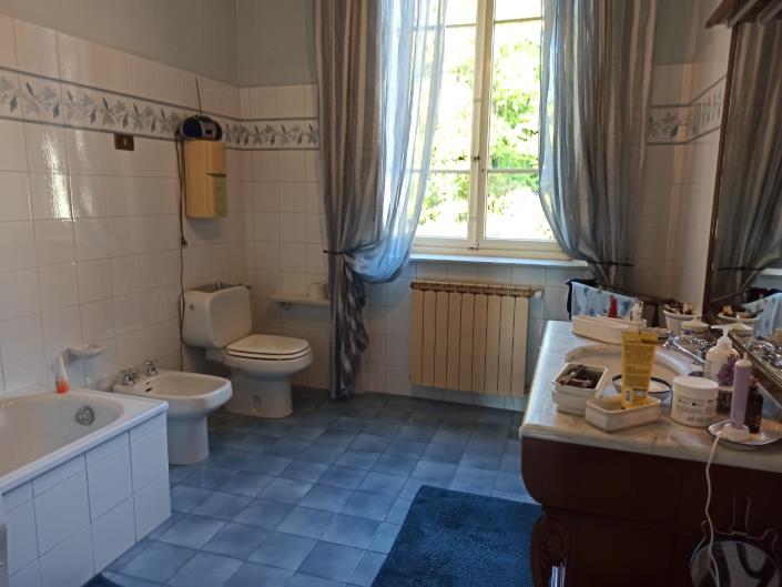 Image No.18-Villa de 6 chambres à vendre à Bagni di Lucca