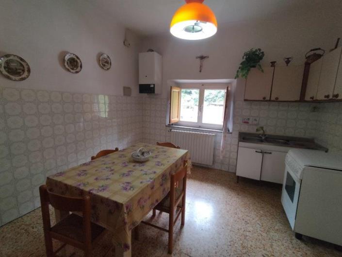 Image No.16-4 Bed Apartment for sale