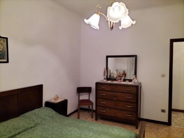 Image No.44-4 Bed Apartment for sale