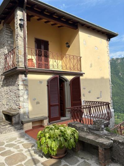 Image No.4-Maison de 4 chambres à vendre à Bagni di Lucca