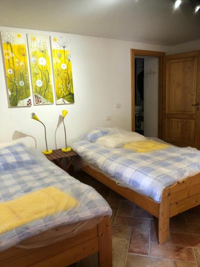 Image No.12-3 Bed House for sale