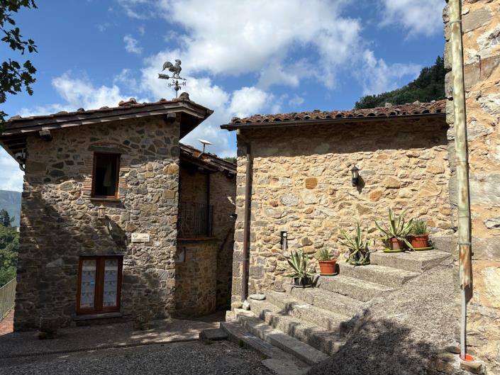 Image No.41-3 Bed House for sale