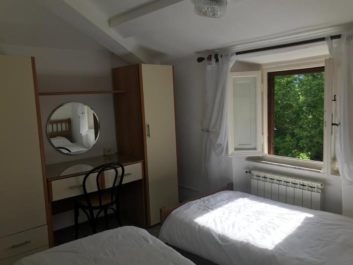 Image No.11-2 Bed House for sale