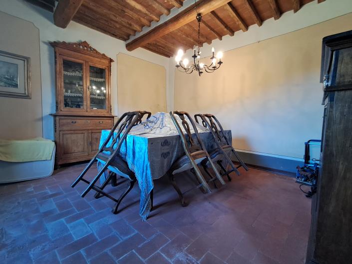 Image No.4-5 Bed House for sale