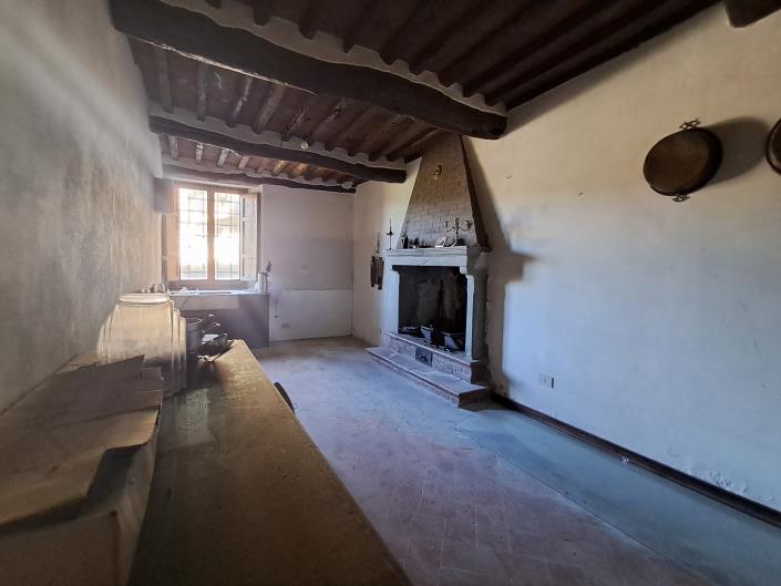 Image No.15-5 Bed House for sale