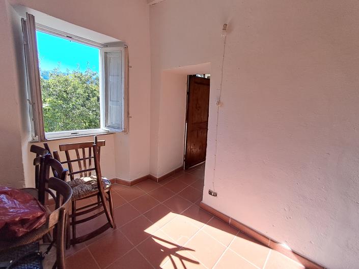 Image No.13-3 Bed House for sale