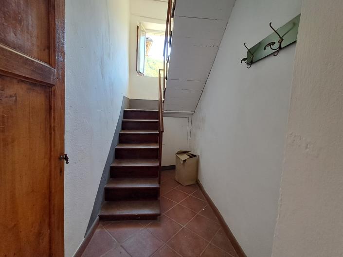 Image No.15-3 Bed House for sale