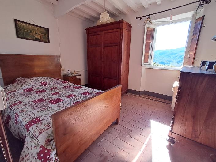 Image No.16-3 Bed House for sale