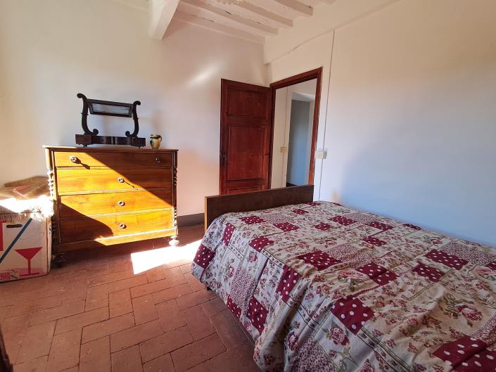 Image No.17-3 Bed House for sale