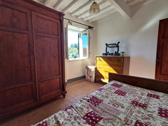 Image No.18-3 Bed House for sale