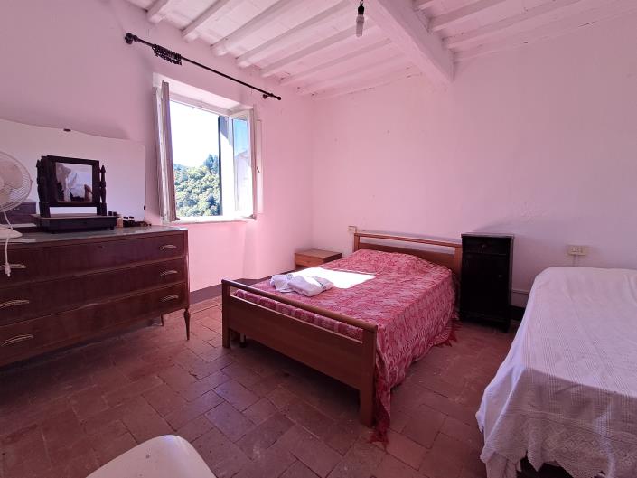 Image No.25-3 Bed House for sale