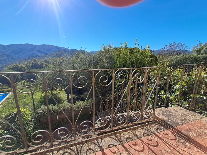 Image No.1-3 Bed House for sale