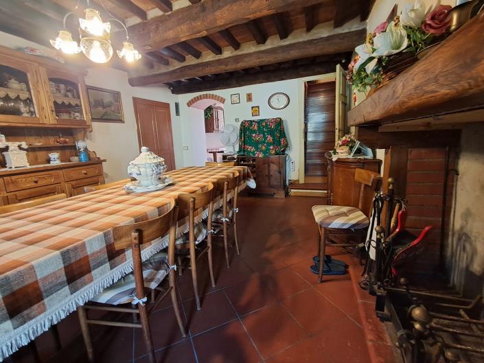 Image No.8-3 Bed House for sale