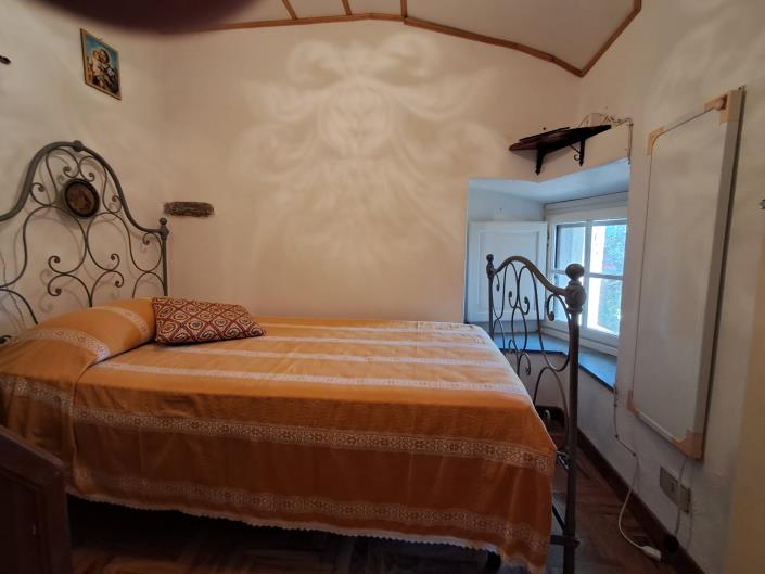 Image No.14-3 Bed House for sale