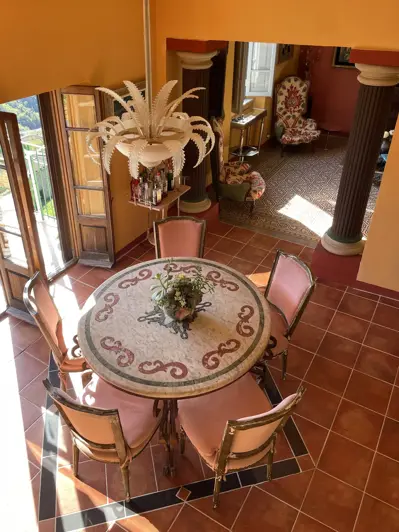 Image No.10-4 Bed Villa for sale