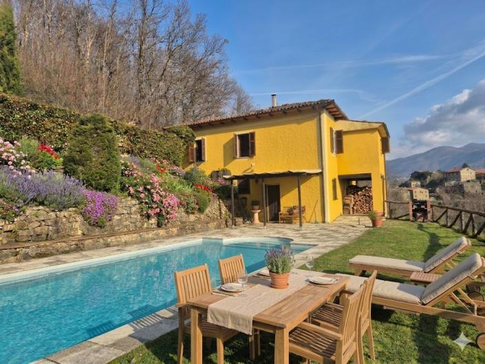 Image No.2-4 Bed House/Villa for sale