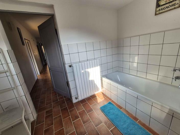 Image No.10-4 Bed House/Villa for sale