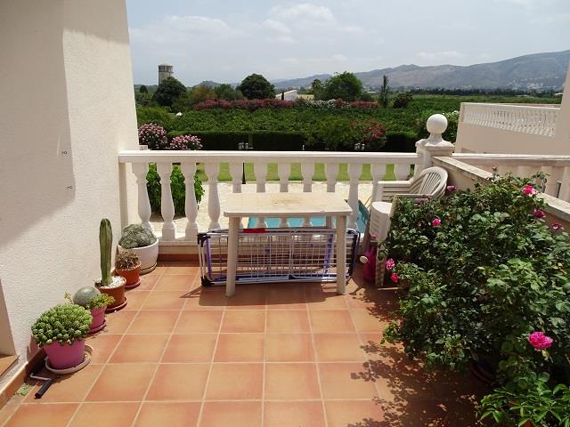 Image No.4-4 Bed Townhouse for sale