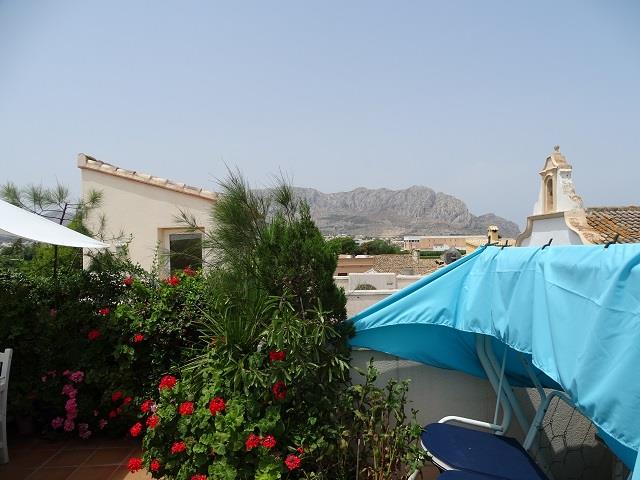 Image No.23-4 Bed Townhouse for sale