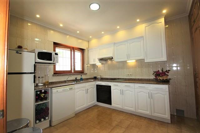 Image No.12-3 Bed Villa for sale