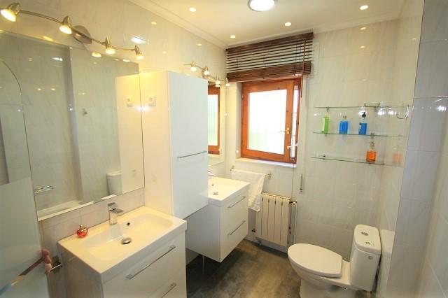 Image No.19-3 Bed Villa for sale