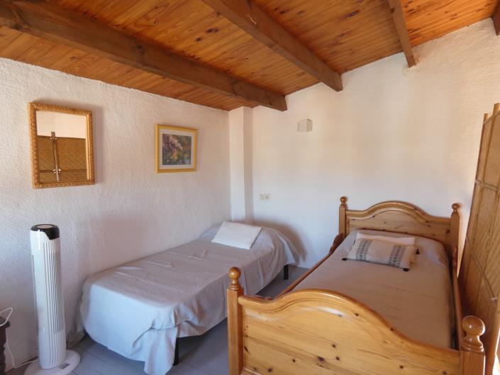 Image No.14-4 Bed Villa for sale