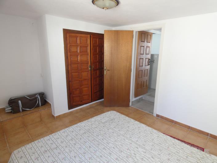 Image No.24-4 Bed Villa for sale