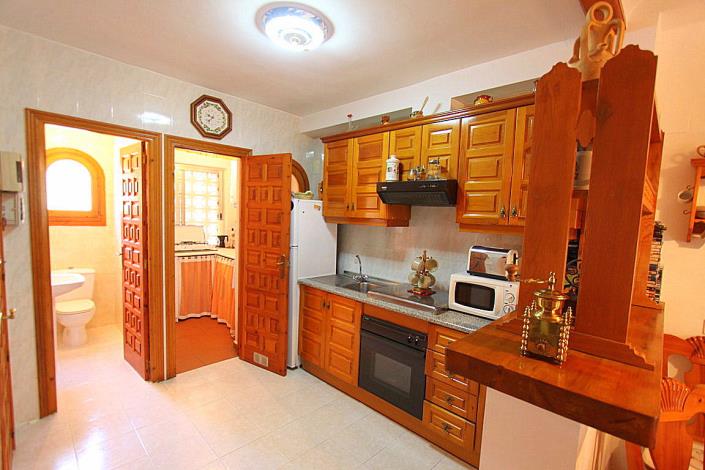 Image No.13-3 Bed Townhouse for sale