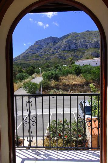 Image No.29-3 Bed Townhouse for sale