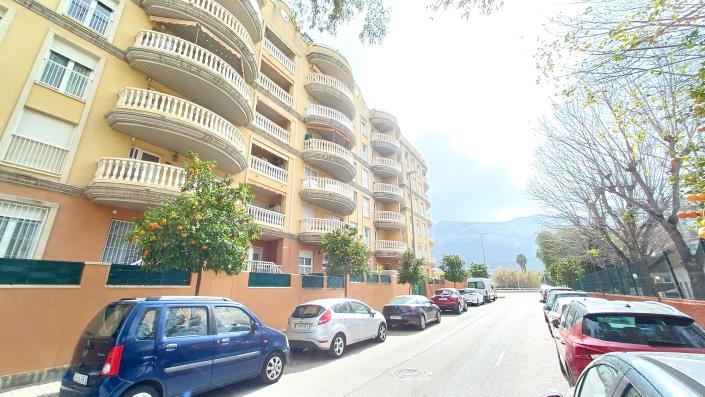 Image No.1-3 Bed Apartment for sale