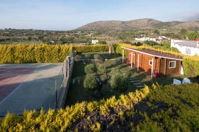 Tennis-Court-and-Guest-Cabin