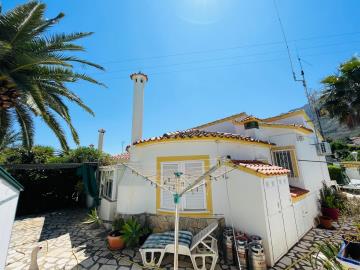 6--casassingulares-propiedades_64651596a9caa-source