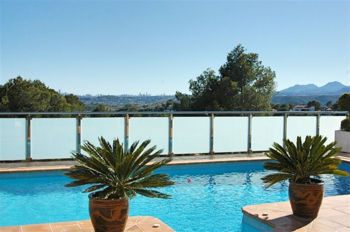 Image No.3-3 Bed Villa for sale