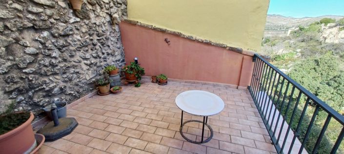 Image No.23-3 Bed Townhouse for sale