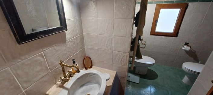 Image No.36-3 Bed Townhouse for sale