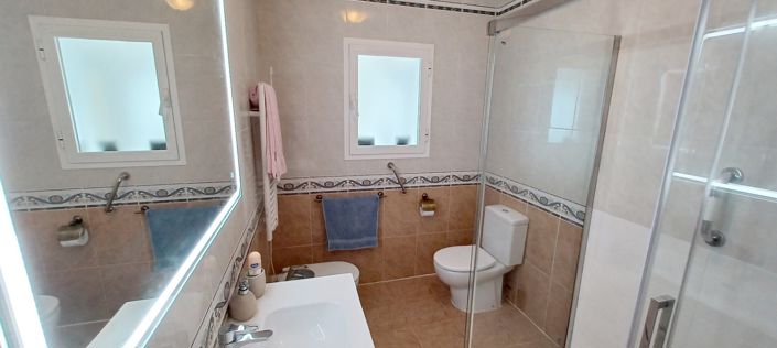 Image No.27-3 Bed Villa for sale