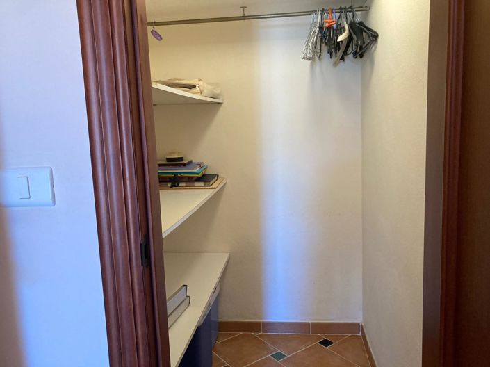 Image No.18-2 Bed Townhouse for sale