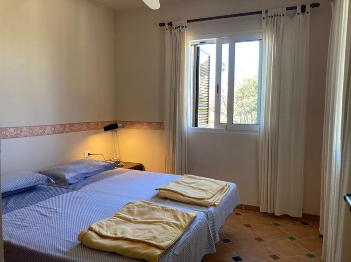 Image No.10-2 Bed Townhouse for sale