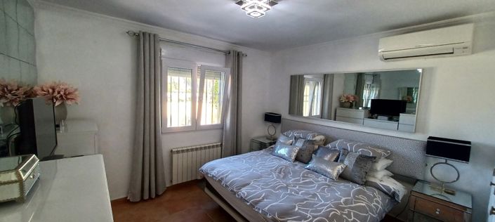 Image No.34-3 Bed Villa for sale